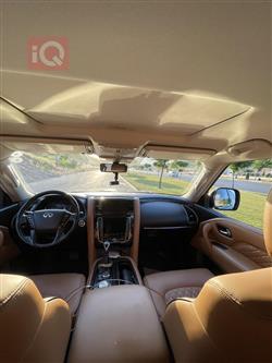 Infiniti QX80